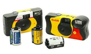 Wywołaj zdjęcia z jednorazówki Kodak w Polsce: Gdzie, jak, ile?