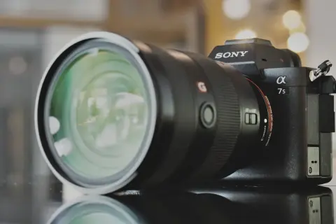Jaki aparat do filmowania wybrać? Przewodnik i TOP modele