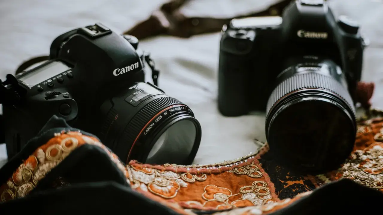 Lustrzanki Canon: Czy nadal warto? Wybierz idealny model!