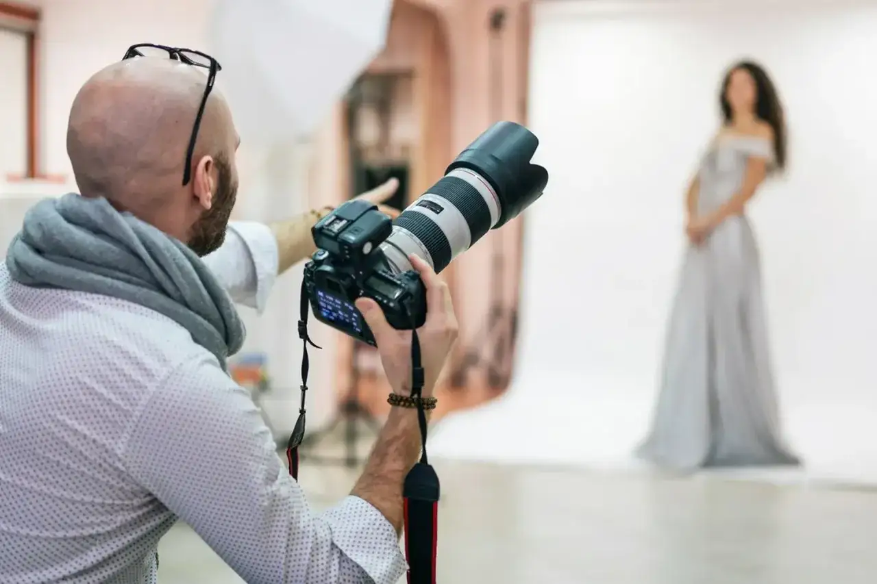co wpływa na cenę fotografa